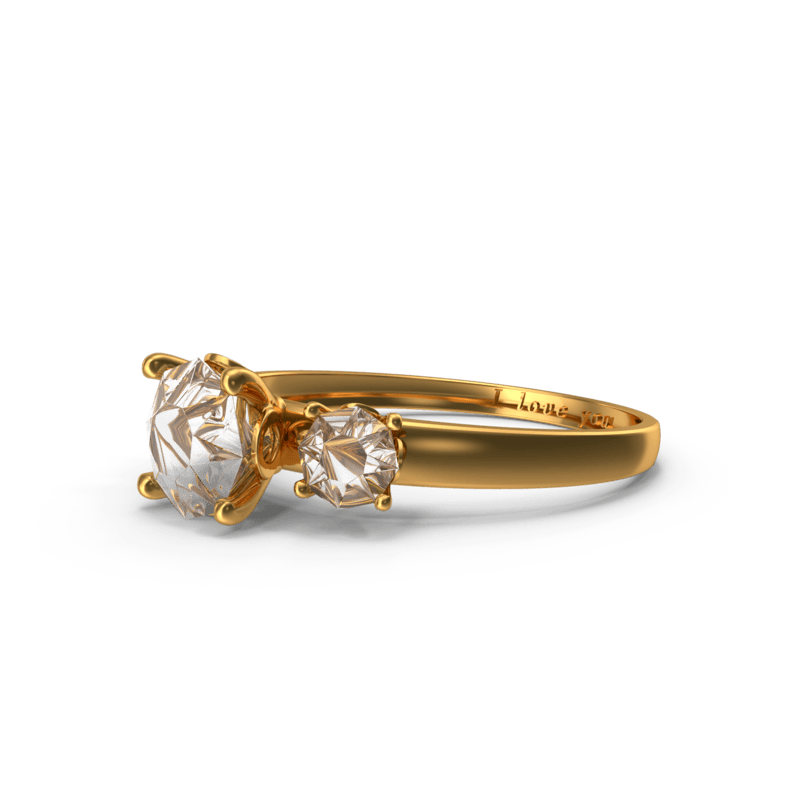 Diamond Ring On Ground.H03.2k Lumina Lustre