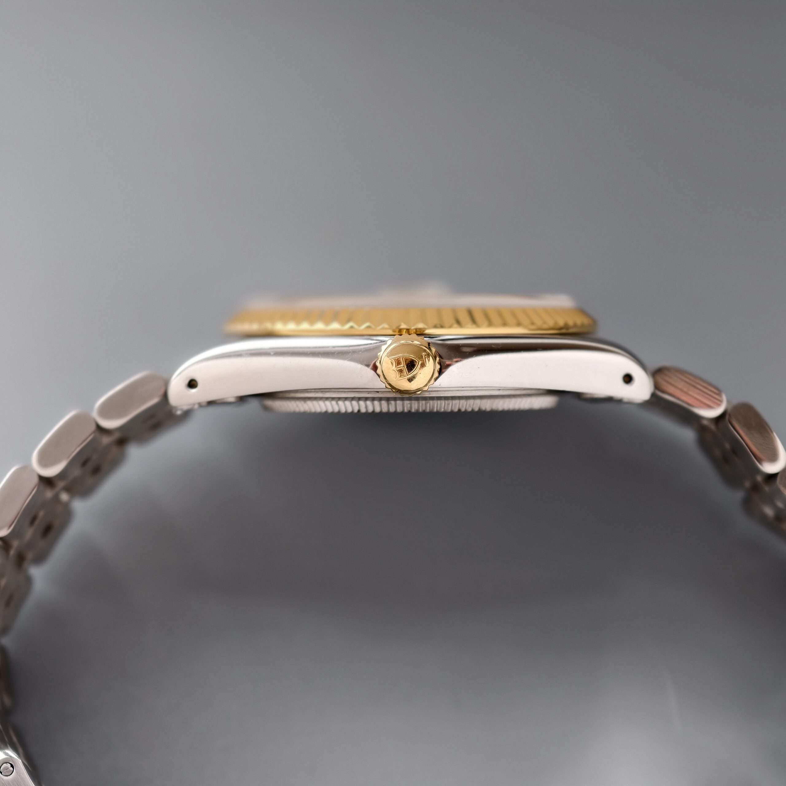 Tudor Prince Date 74033 1 Tudor Prince Date 74033 - 图片 12