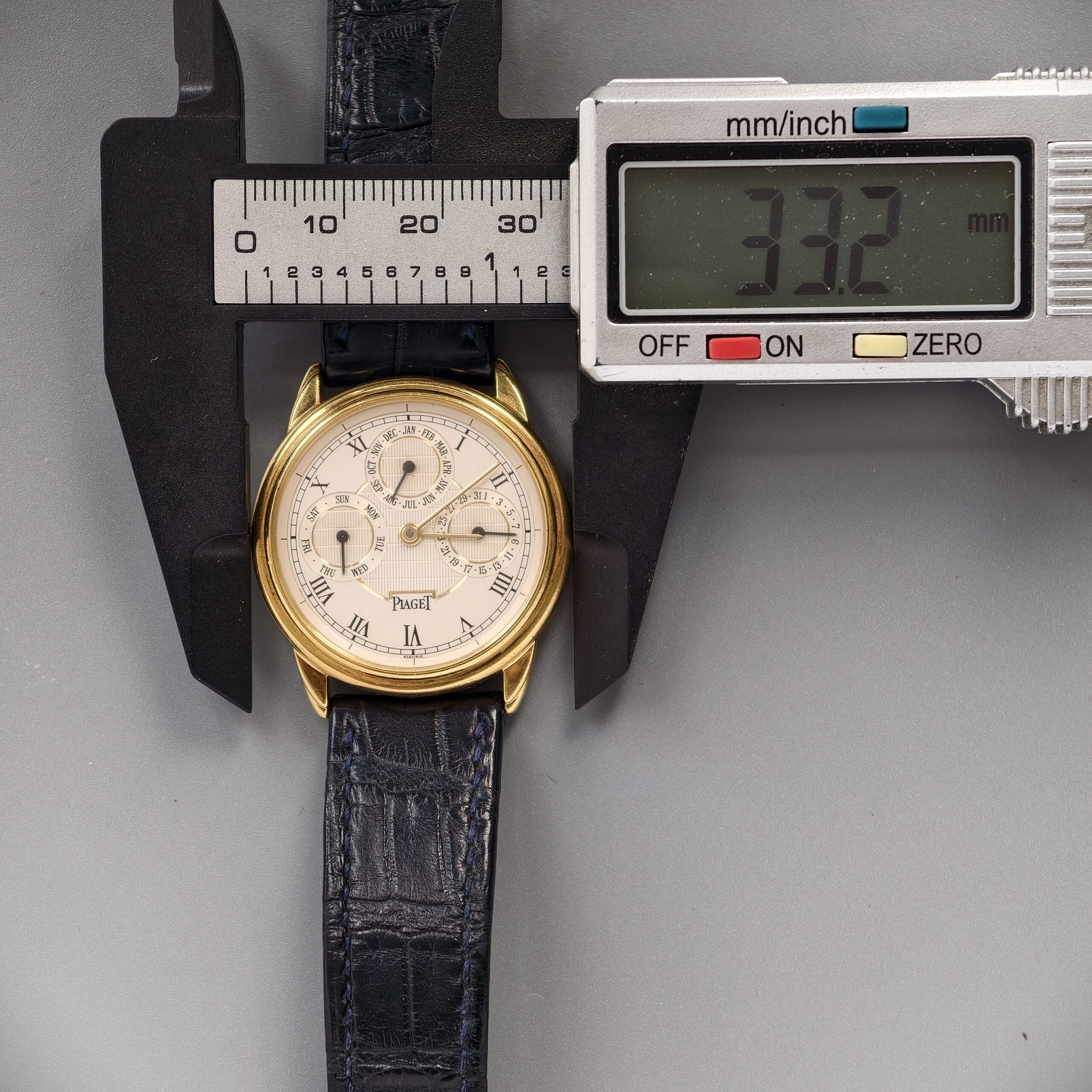 piaget gouverneur ref.15959 18k yellow gold automatic triple calendar watch, guilloché roman dial piaget gouverneur ref.15959 18k yellow gold automatic triple calendar watch, guilloché roman dial